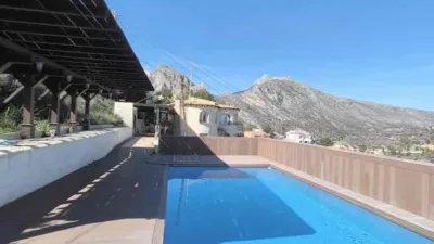 Detached villa in Maryvilla photo 24