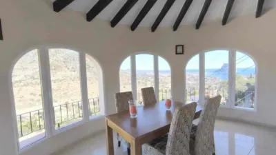 Detached villa in Maryvilla photo 10