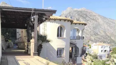 Detached villa in Maryvilla photo 2
