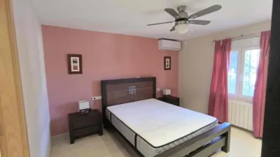 Detached villa in Maryvilla photo 11