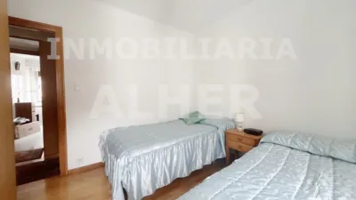 Apartment on Calle de Asturias photo 9