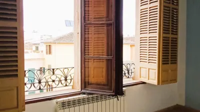 Piso en alquiler en Cort, Cort (Distrito Centre. Palma de Mallorca) de 2.500 €<span>/mes</span>