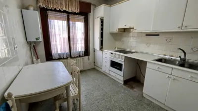 Apartment in Plaza El Coso photo 4