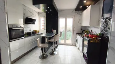 Piso en venta en Calle de Víctor Romanos, Fuenmayor de 145.000 €