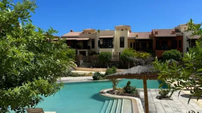 Casa en venta en Avenida de José Miguel Galván Bello, Las Chafiras (San Miguel de Abona) de 460.000 €