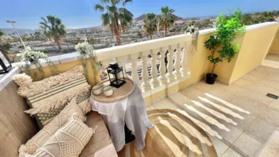 Apartamento en venta en Calle los Cristianos, Número 1, Los Cristianos (Arona) de 295.000 €