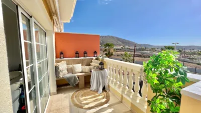Apartamento en venta en Calle los Cristianos, Número 1, Los Cristianos (Arona) de 295.000 €