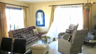 Penthouse in Urbanización Puerto Duquesa photo 12