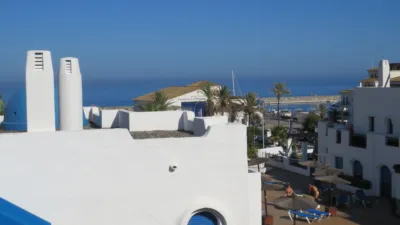 Penthouse in Urbanización Puerto Duquesa photo 3