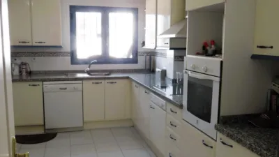 Penthouse in Urbanización Puerto Duquesa photo 10