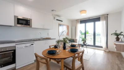 Piso en alquiler en Calle Octavio Paz, Alovera de 971 €<span>/mes</span>