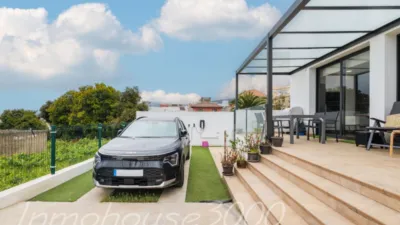 Detached house on Calle Manuel Vega Santos photo 4