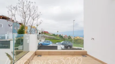 Detached house on Calle Manuel Vega Santos photo 20