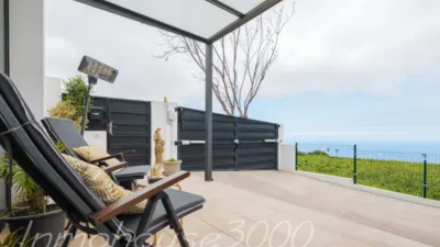 Detached house on Calle Manuel Vega Santos photo 34