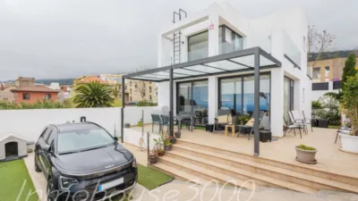 Detached house on Calle Manuel Vega Santos photo 35