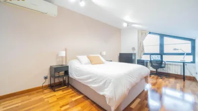 Chalet pareado en venta en Calle de Camariñas, cerca de Calle de Arousa, Zona Bulevar (Arroyomolinos) de 619.900 €
