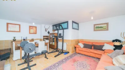 Chalet pareado en venta en Calle de Camariñas, cerca de Calle de Arousa, Zona Bulevar (Arroyomolinos) de 619.900 €