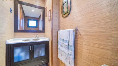 Chalet pareado en venta en Calle de Camariñas, cerca de Calle de Arousa, Zona Bulevar (Arroyomolinos) de 619.900 €