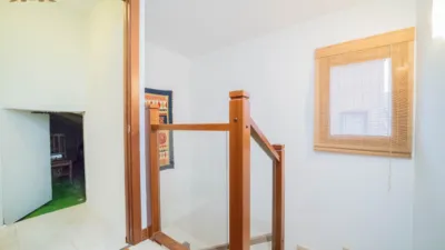 Chalet pareado en venta en Calle de Camariñas, cerca de Calle de Arousa, Zona Bulevar (Arroyomolinos) de 619.900 €