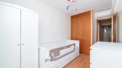 Apartment on San Fernando Street photo 18