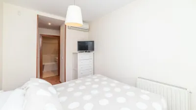 Apartment on San Fernando Street photo 22