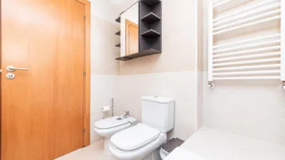 Apartment on San Fernando Street photo 26
