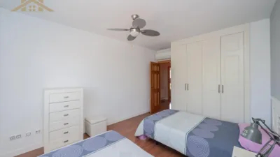 Semi-detached chalet on Calle de Camariñas photo 19