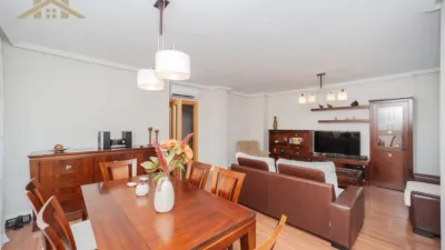 Semi-detached chalet on Calle de Camariñas photo 14