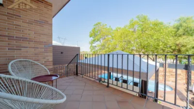 Semi-detached chalet on Calle de Camariñas photo 3