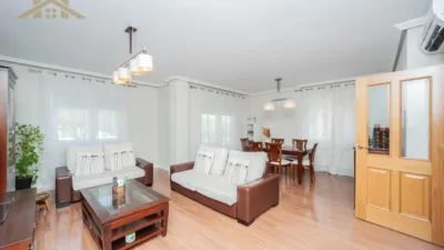 Semi-detached chalet on Calle de Camariñas photo 12