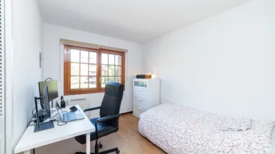 Semi-detached chalet on Avenida de los Claveles photo 16