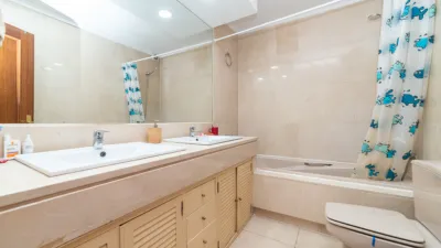 Semi-detached chalet on Avenida de los Claveles photo 15