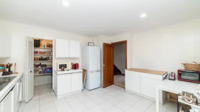 Semi-detached chalet on Avenida de los Claveles photo 10