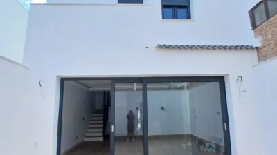 Promoción Zona de San Cayetano-Avenida Cristóbal Colón, Zona de San Cayetano-Avenida Cristóbal Colón (Churriana de La Vega) de 250.000 €