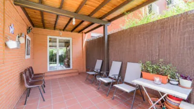 Chalet adosado en calle de Juana I photo 12