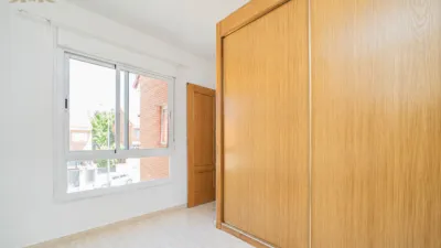 Chalet adosado en calle de Juana I photo 17