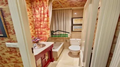 Apartment on Blas de Otero Street photo 31