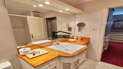 Apartment on Blas de Otero Street photo 21