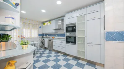 Semi-detached house at Calle de Comuneros de Castilla, 3 photo 14