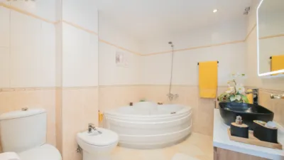 Semi-detached house at Calle de Comuneros de Castilla, 3 photo 9