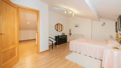 Semi-detached house at Calle de Comuneros de Castilla, 3 photo 24