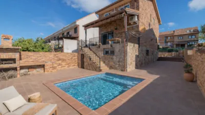 Semi-detached house on Calle de Castilla photo 2