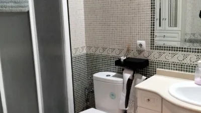 Casa en venta en Calle San Esteban, San Bartolomé-Judería (Distrito Casco Antiguo. Sevilla Capital) de 445.000 €