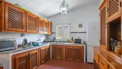 Chalet unifamiliar en venta en Aroche - Más