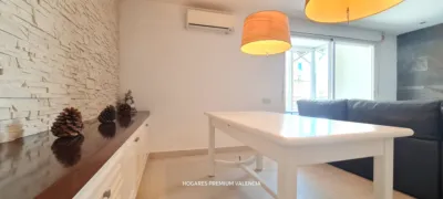 Piso en alquiler en Avinguda de Pi ì Margall, Zona Plaça de la Concòrdia (Burjassot) de 1.100 €<span>/mes</span>