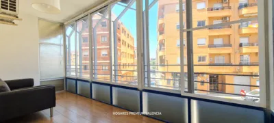 Piso en alquiler en Avinguda de Pi ì Margall, Zona Plaça de la Concòrdia (Burjassot) de 1.100 €<span>/mes</span>