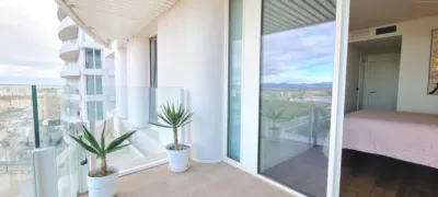 Piso en alquiler en Avenida de las Cortes Valencianas, 1 - Imagen 18