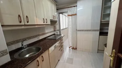 Piso en calle Cisneros, 99 photo 9