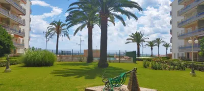 Apartamento en alquiler en Carrer de Pep Ventura, 26, La Pineda (Vila-seca) de 900 €<span>/mes</span>