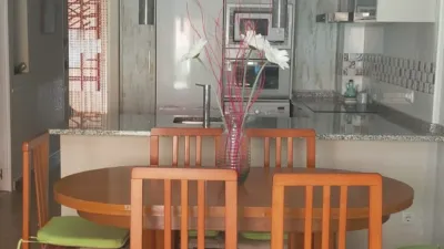 Apartamento en alquiler en Carrer de Pep Ventura, 26, La Pineda (Vila-seca) de 900 €<span>/mes</span>